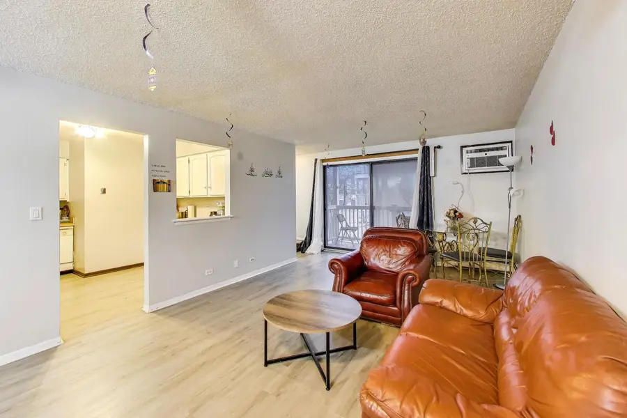 121 Gregory Street #7, Aurora, IL 60504 - #3