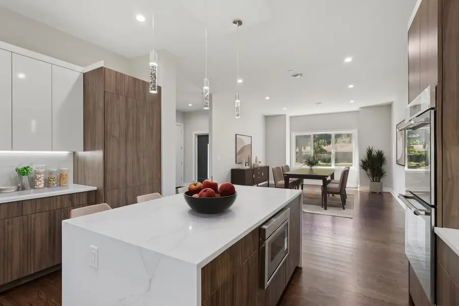 1744 Walnut Circle, Northbrook, IL 60062 - #3