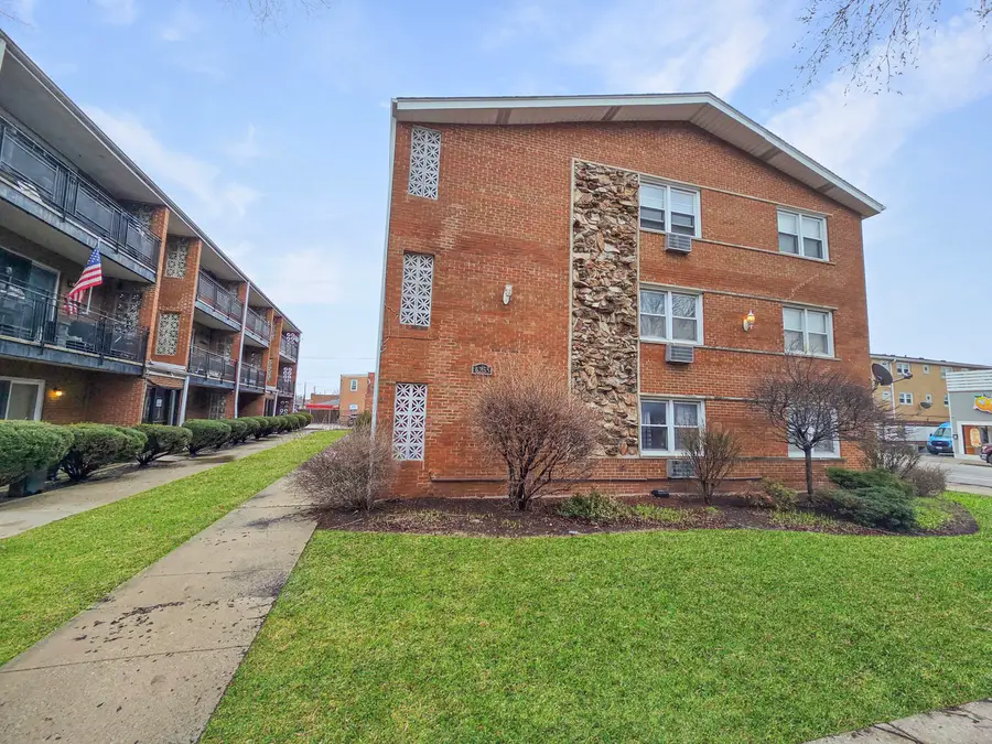 Address Withheld By Seller, Chicago, IL 60638 - #2