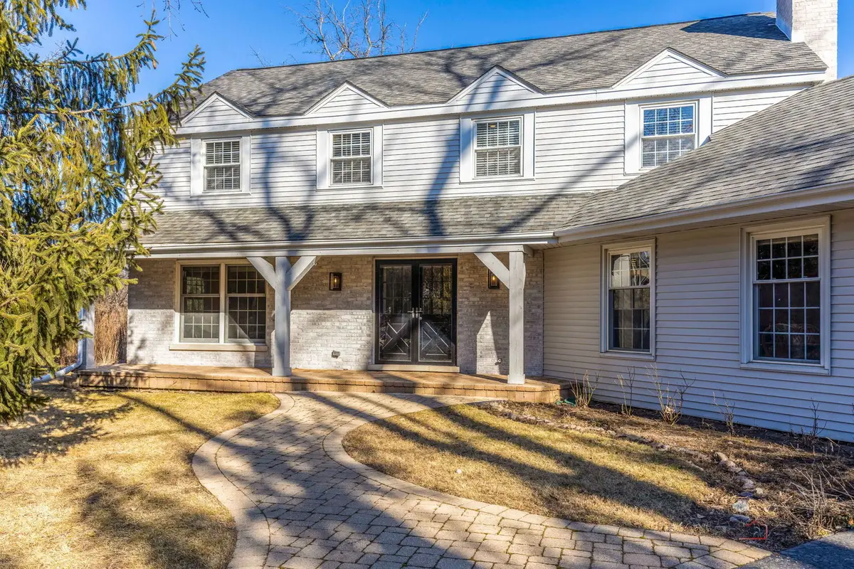 21 N Ridge Road, Lake Forest, IL 60045 - #1