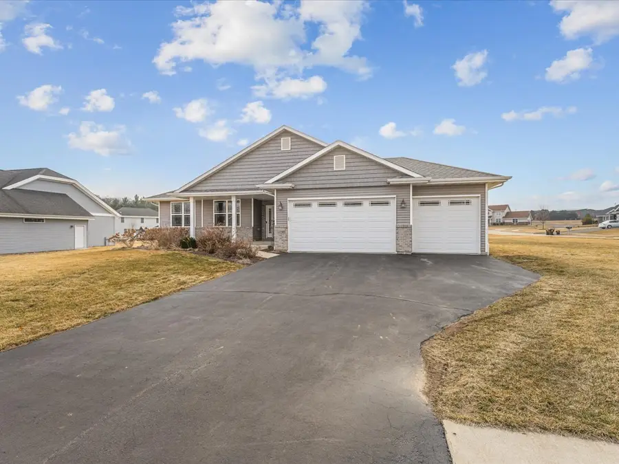 11740 River Hills Parkway, Rockton, IL 61072 - #2