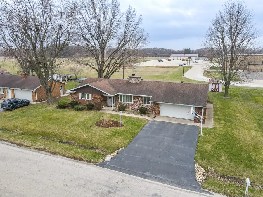 4906 W Hilltop Drive, Kankakee, IL 60901 - #2