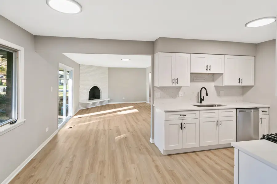 17001 Kimbark Avenue, South Holland, IL 60473 - #3