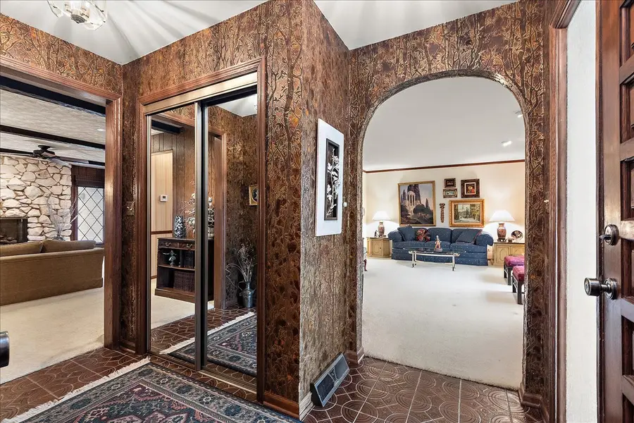 16W648 89th Place, Willowbrook, IL 60527 - #3