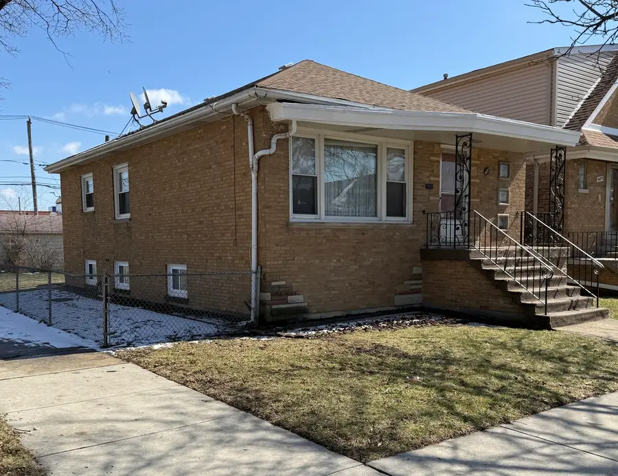 4601 S Komensky Avenue, Chicago, IL 60632 - #2