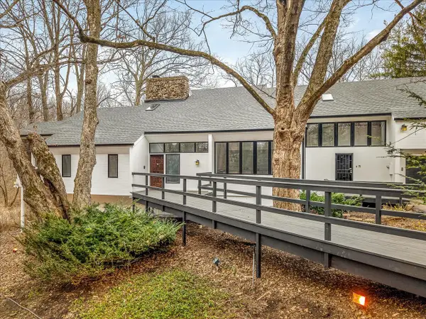 5827 Coachman Court, Rockford, IL 61107