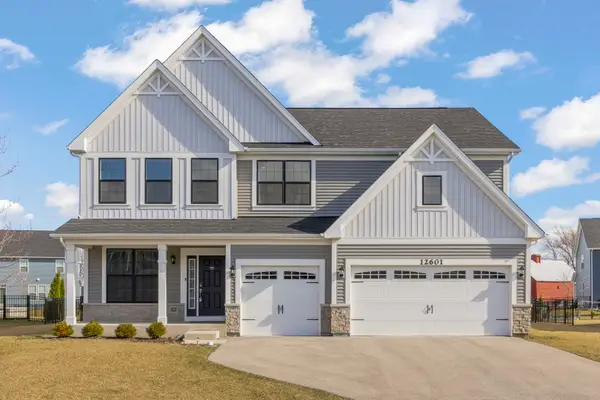 12601 S Poplar Crossing, Plainfield, IL 60585