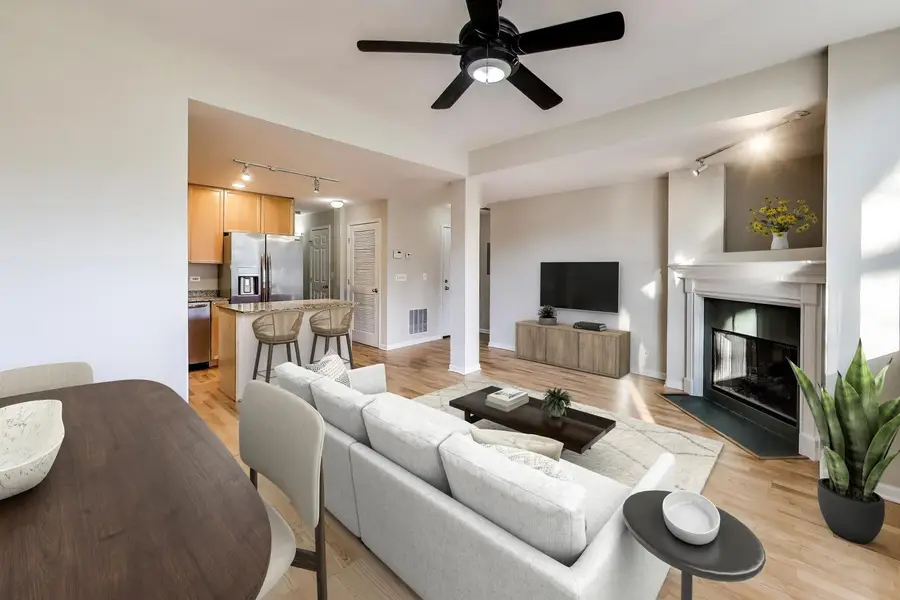 1636 W Melrose Street #101, Chicago, IL 60657 - #2