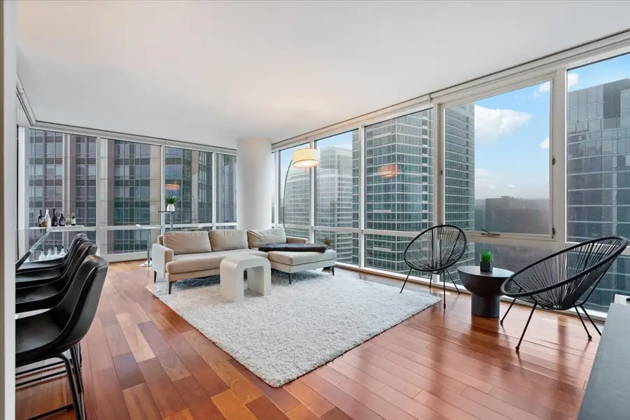 Address Withheld By Seller, Chicago, IL 60611 - #3