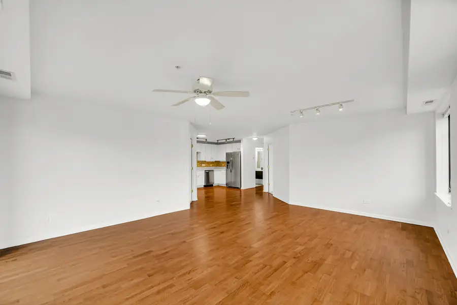 8000 Kilpatrick Avenue #3F, Skokie, IL 60076 - #3