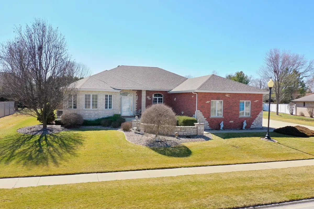 1138 Cotes De Bourg, Bourbonnais, IL 60914 - #1