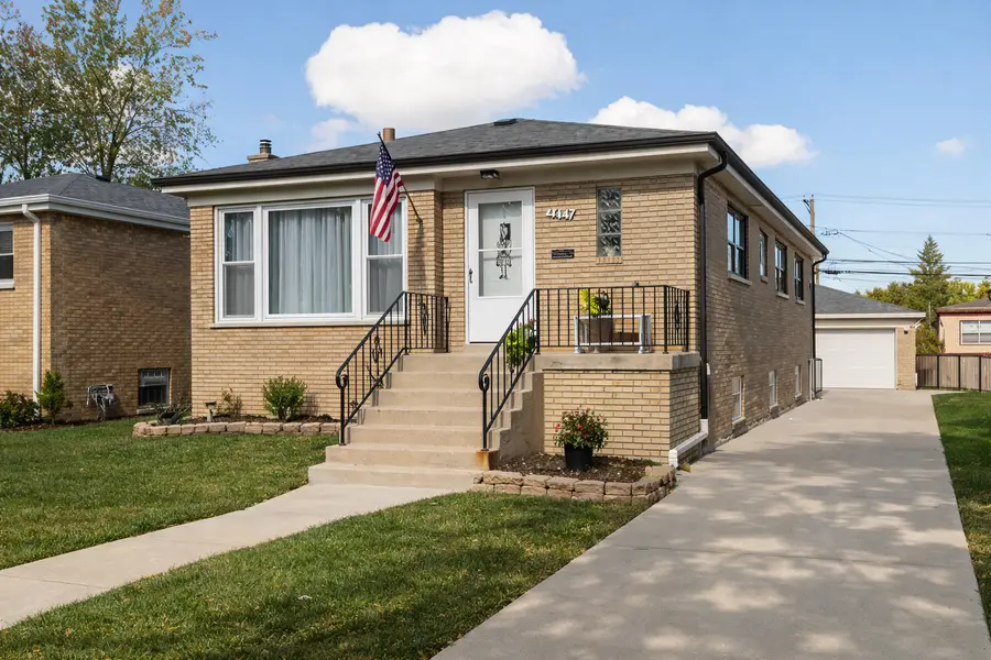 2854 W 99th Street, Evergreen Park, IL 60805 - #2