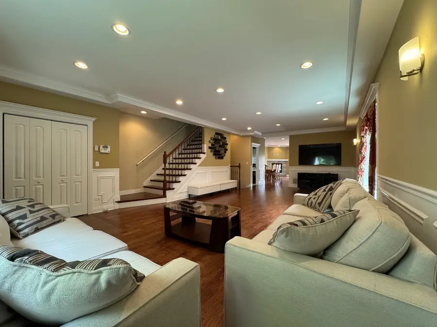 3349 N Paris Avenue, Chicago, IL 60634 - #2