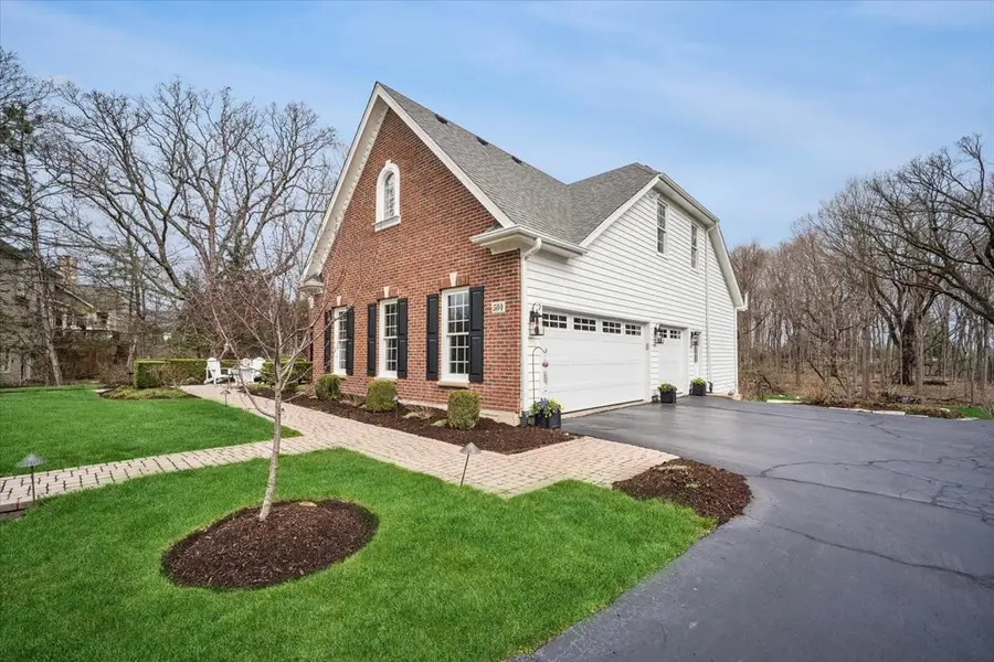 504 Oxmoor Court, Saint Charles, IL 60175 - #2