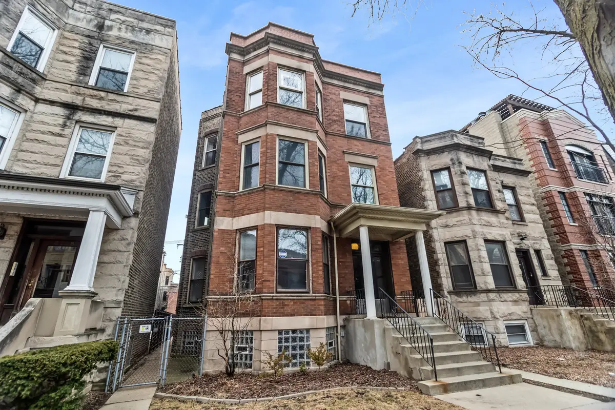 3732 N Racine Avenue, Chicago, IL 60613 - #1