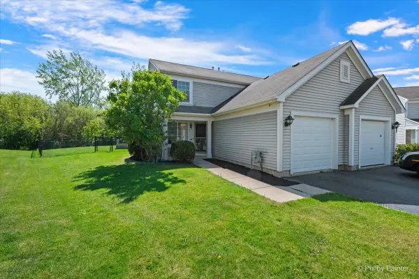 9 Crimson Court #9, Lake In The Hills, IL 60156