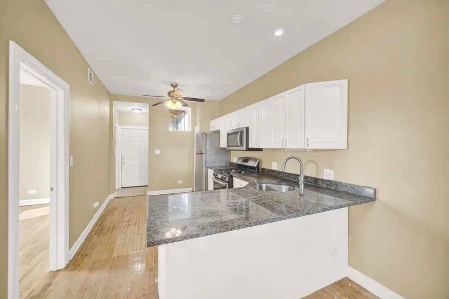 3410 W Walnut Street, Chicago, IL 60624 - #3