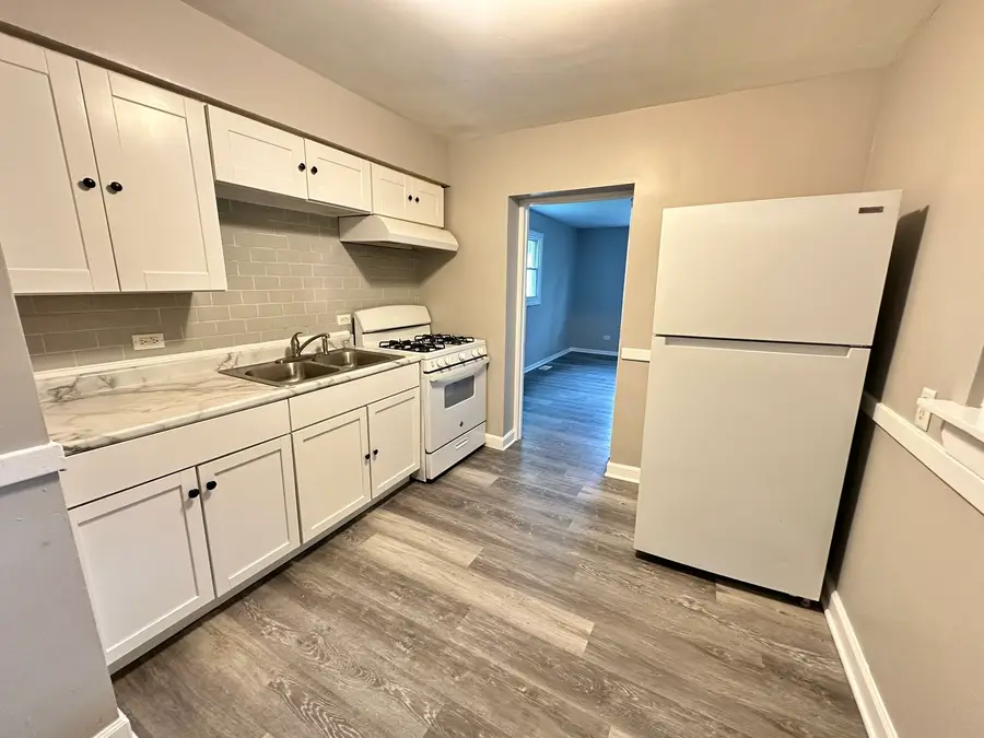 1581 Kenilworth Drive, Calumet City, IL 60409 - #3