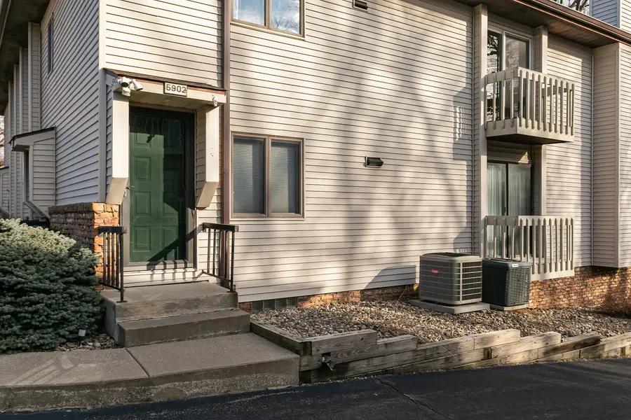 5902 36th Ave Court, Moline, IL 61265 - #3