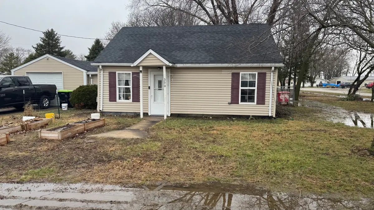 330 Central Avenue, Atwood, IL 61913 - #1