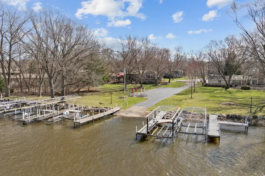 9706 Fox Shores Drive, Algonquin, IL 60102 - #2