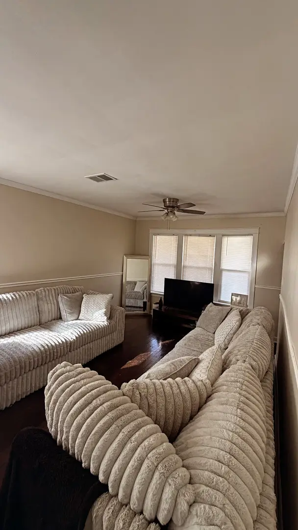 10529 S Perry Avenue, Chicago, IL 60628 - #3