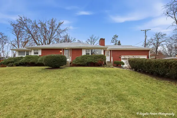 515 Country Club Drive, McHenry, IL 60050