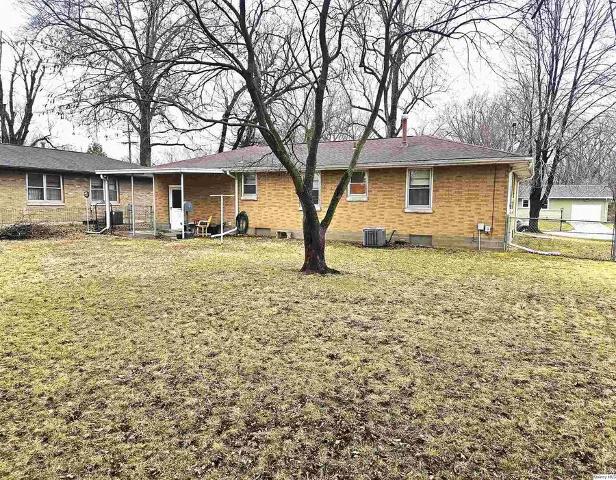 2025 W Hilltop Drive, Quincy, IL 62305 - #2