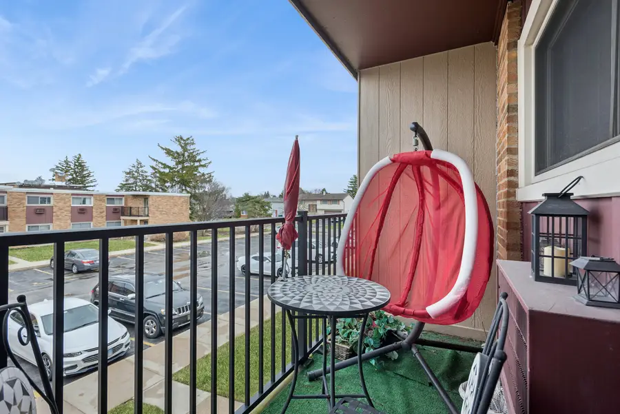 Address Withheld By Seller, Lombard, IL 60148 - #3