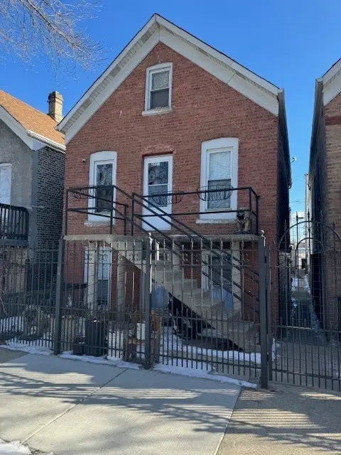 2823 S Troy Street, Chicago, IL 60623