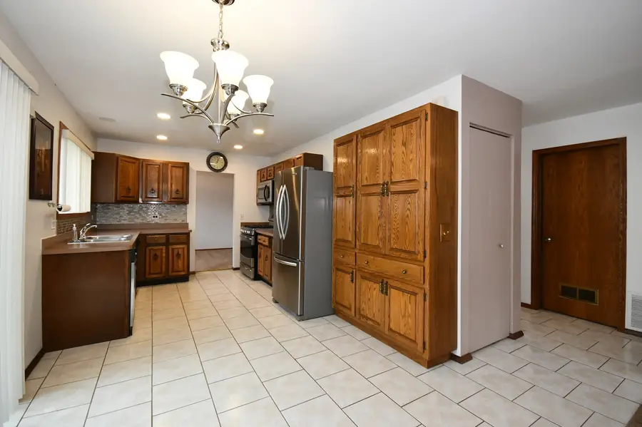 358 Thistle Drive, Bolingbrook, IL 60490 - #2