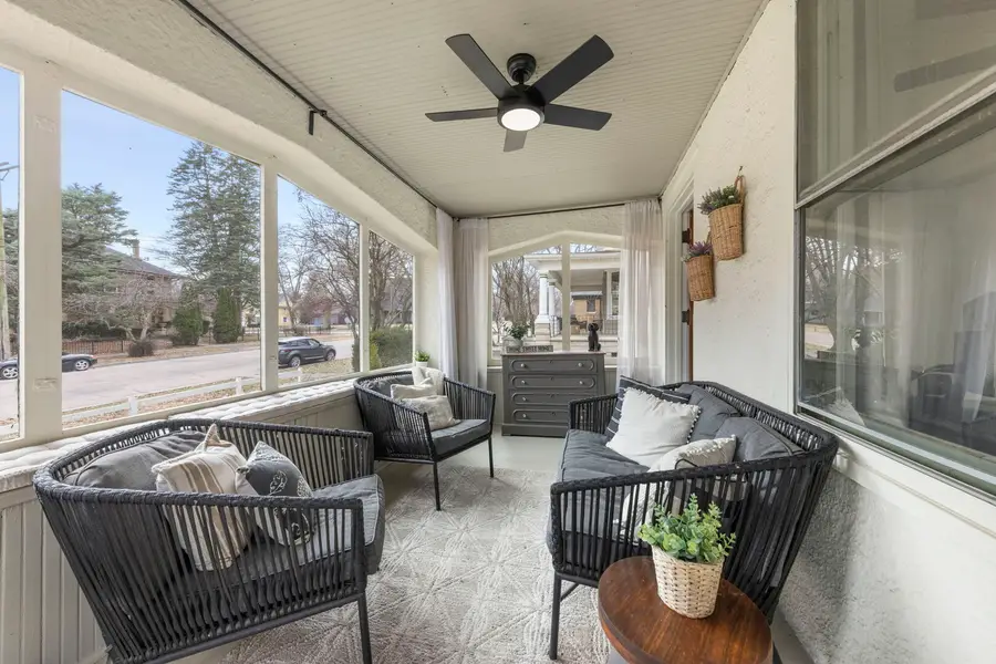 659 W Downer Place, Aurora, IL 60506 - #2