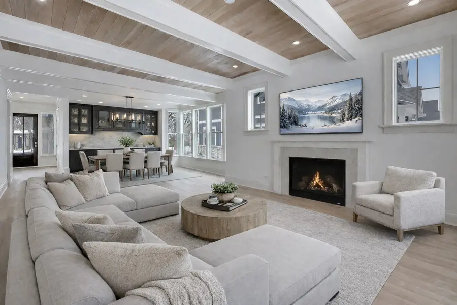 821 S Clay Street, Hinsdale, IL 60521 - #3