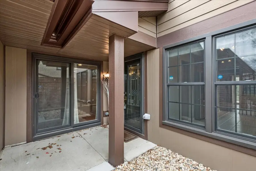 117 Prairie Drive, Westmont, IL 60559 - #2