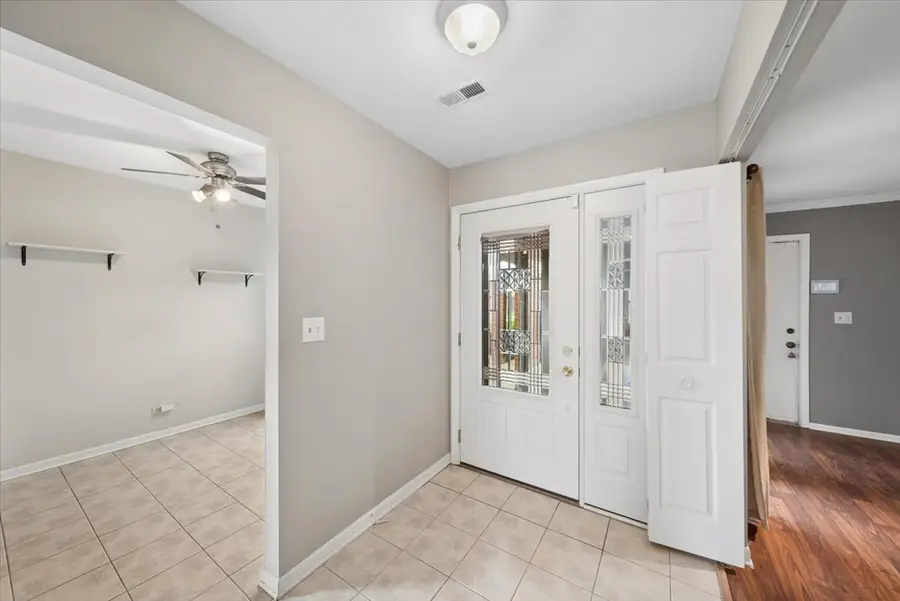 117 Prairie Drive, Westmont, IL 60559 - #3