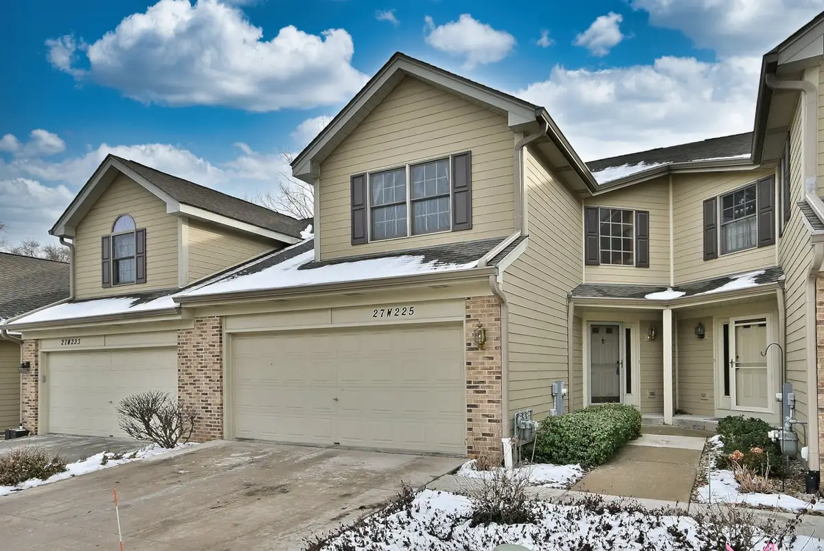 27W225 Ash Court, Winfield, IL 60190 - #1