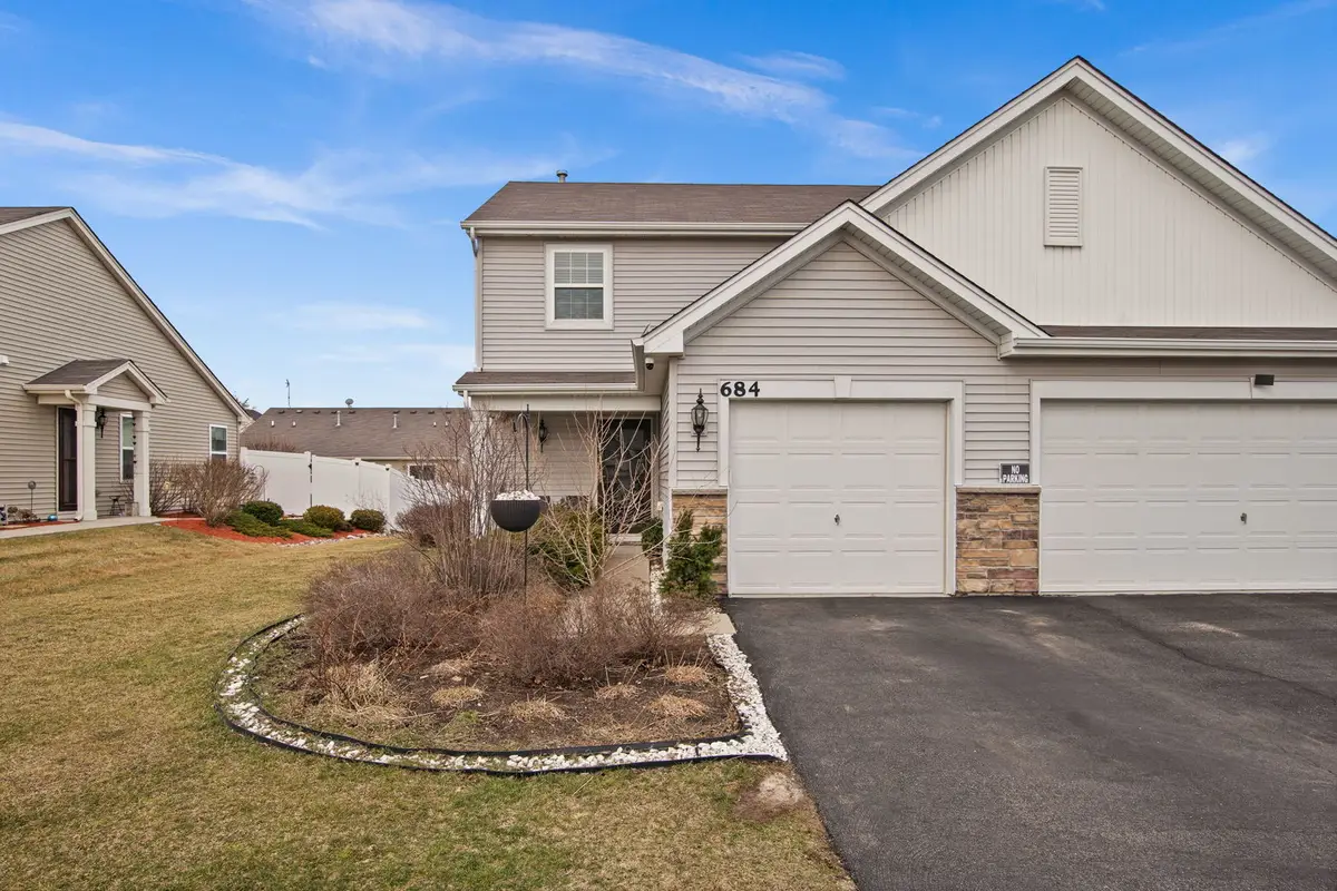 684 Vine Street, Hampshire, IL 60140 - #1