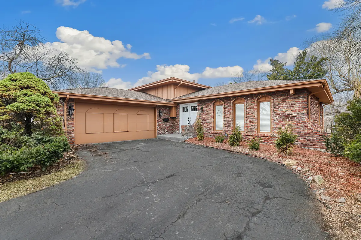 3518 S Manor Drive, Lansing, IL 60438 - #1