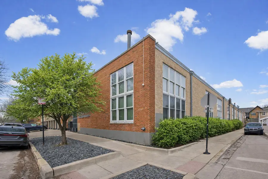 1300 W Altgeld Street #103, Chicago, IL 60614 - #2