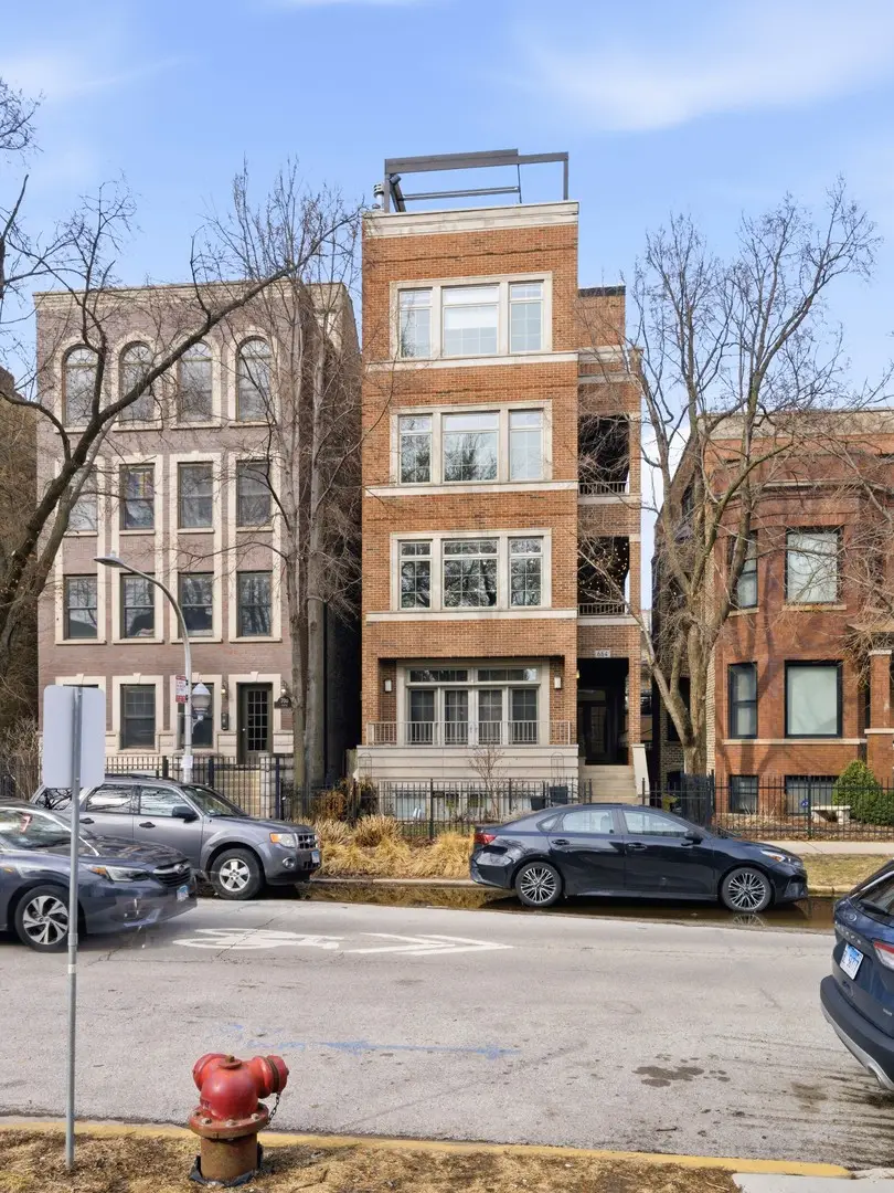 664 W Aldine Avenue #2, Chicago, IL 60657 - #1