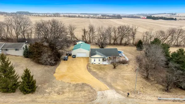 8701 N Main Street, Leaf River, IL 61047