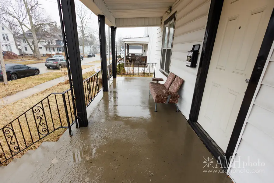 139 S Greenwood Avenue, Kankakee, IL 60901 - #3