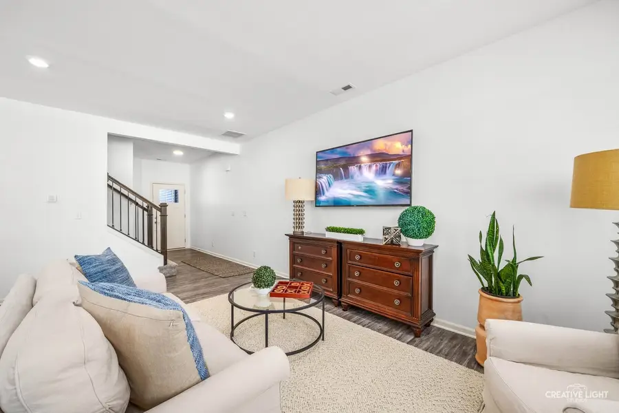 1066 Moraine Drive, South Elgin, IL 60177 - #3