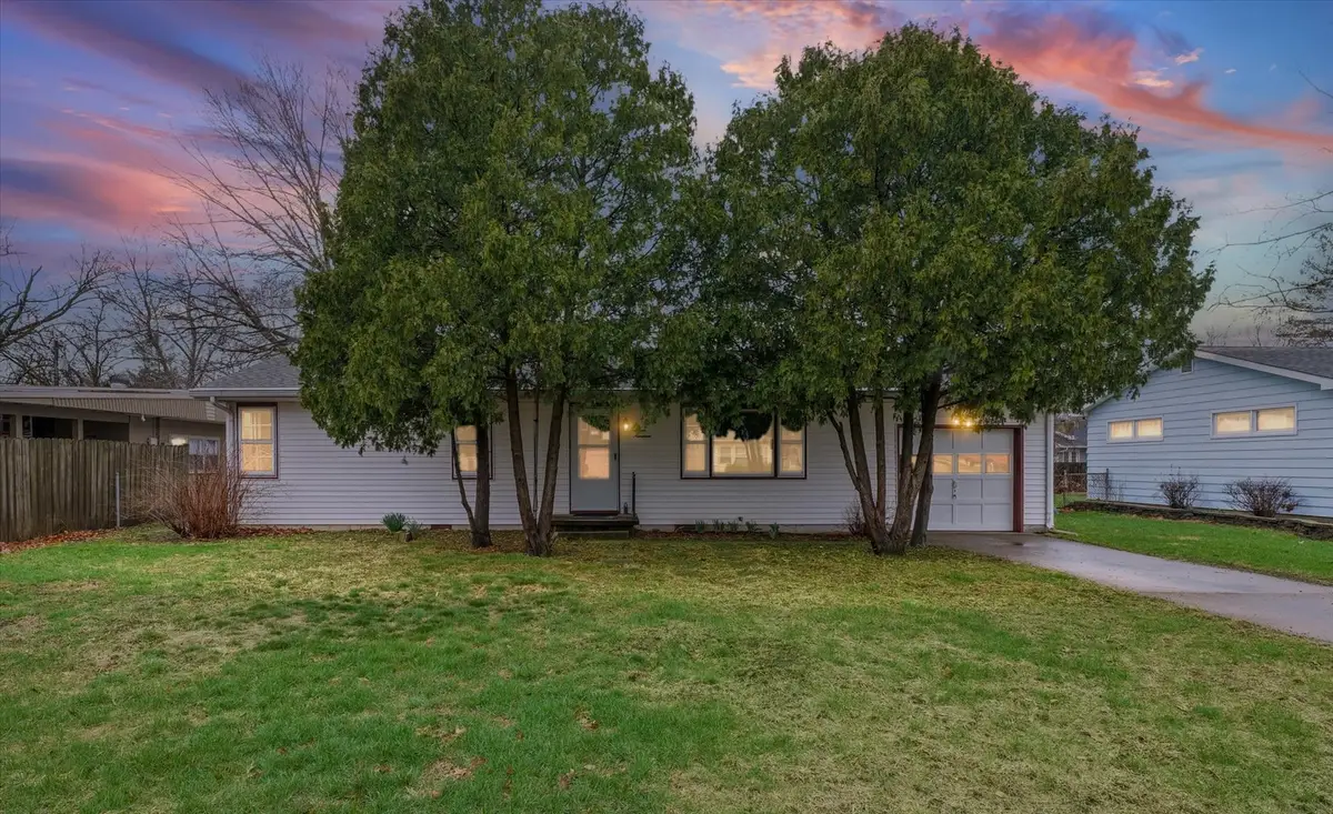 1419 Cambridge Drive, Champaign, IL 61821 - #1