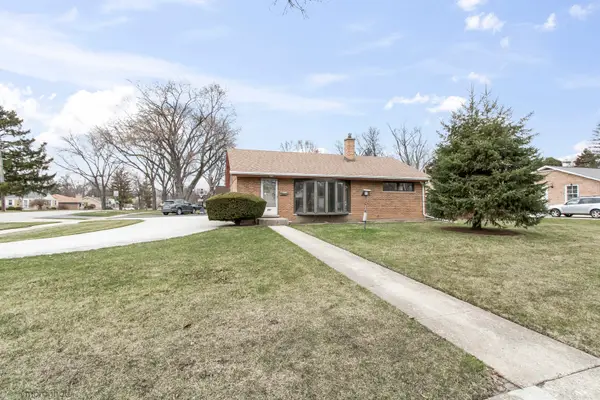 650 E Palatine Road, Palatine, IL 60074
