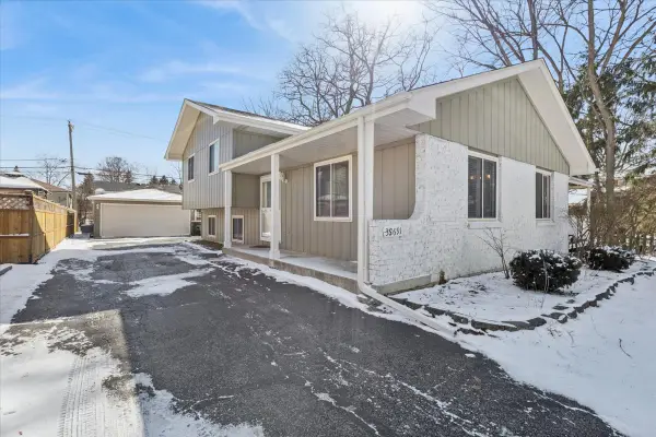 3S691 Melcher Avenue, Warrenville, IL 60555