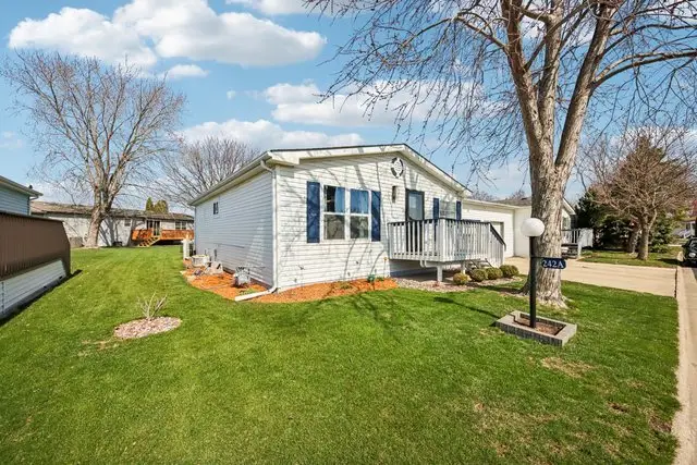 242 Meadowlark Lane #A, Sandwich, IL 60548 - #3