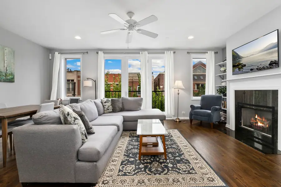 1927 W Belmont Avenue #3, Chicago, IL 60657 - #2