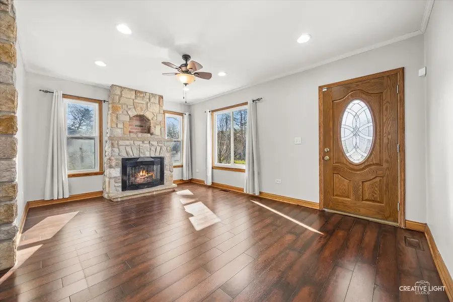 28W608 Ray Street, Warrenville, IL 60555 - #2