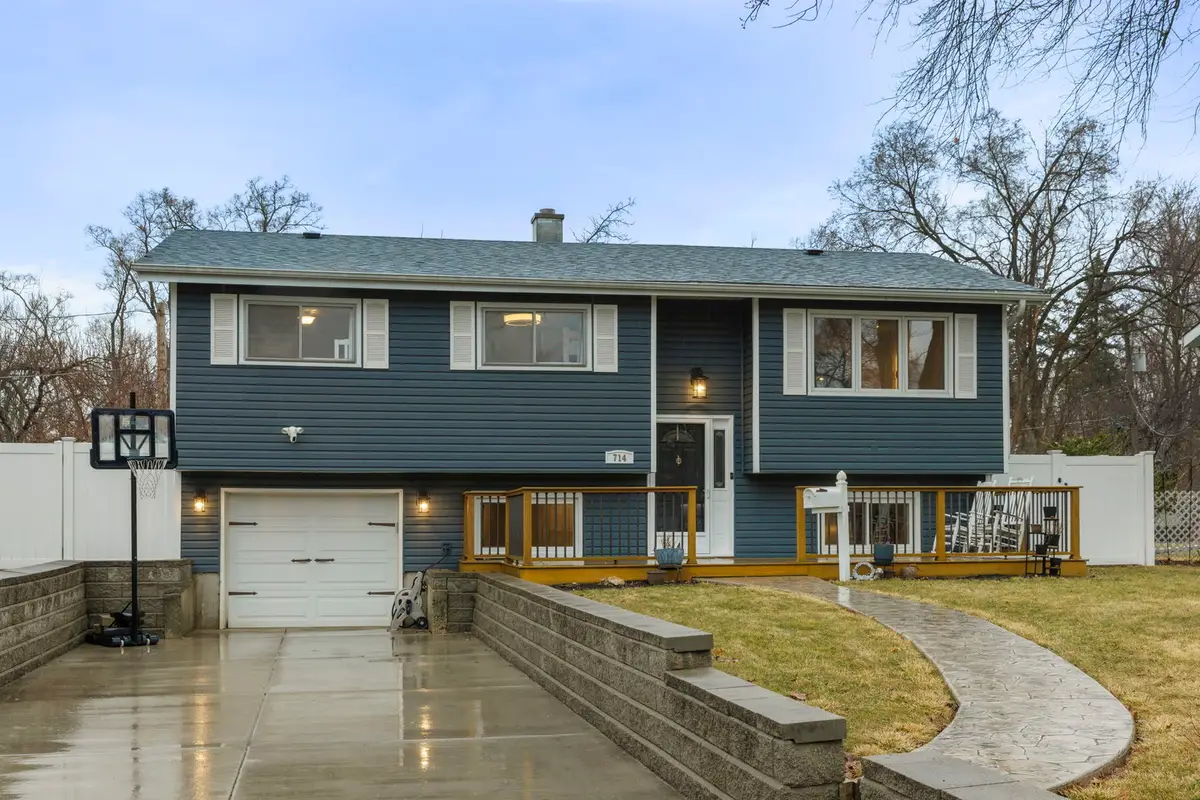 714 E Emerson Avenue, Lombard, IL 60148 - #1